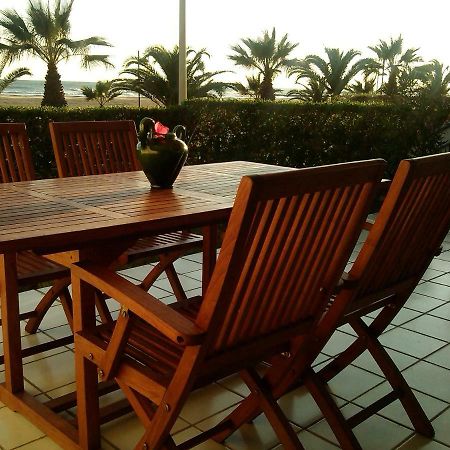 Playa Y Sol Apartment Cubelles Ngoại thất bức ảnh