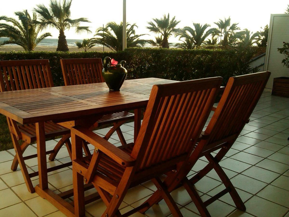 Playa Y Sol Apartment Cubelles Ngoại thất bức ảnh